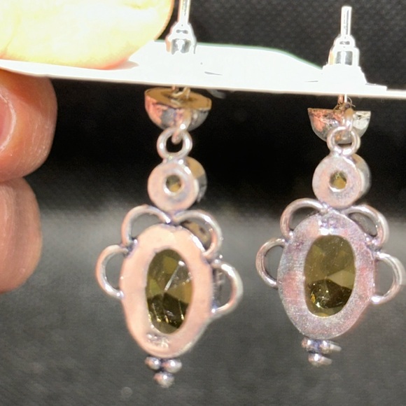 Citrine Oval Dangling Pierced earrings 💛 NWT - Picture 5 of 9